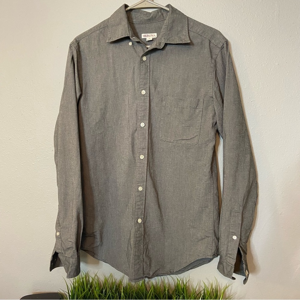 Merona Men's Dark Gray Button Down Shirt Size Small